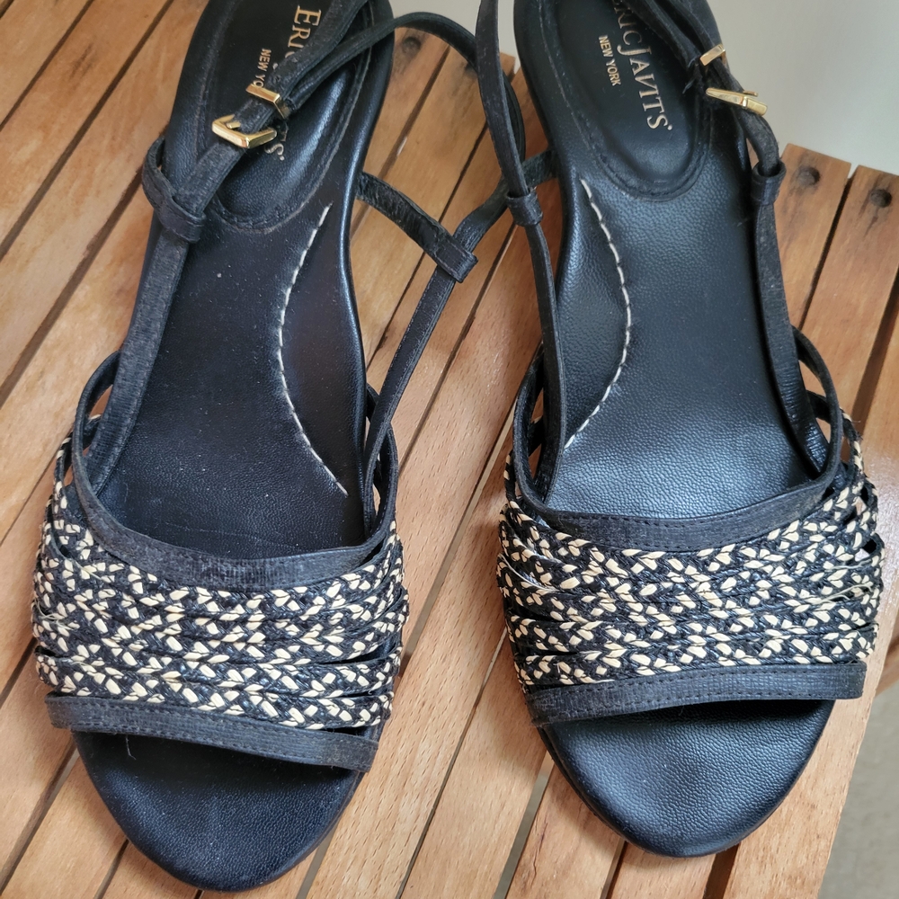 Eric Javits Woven Black and Tan Sandals